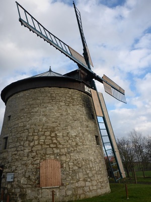 Turmwindmühle außen
